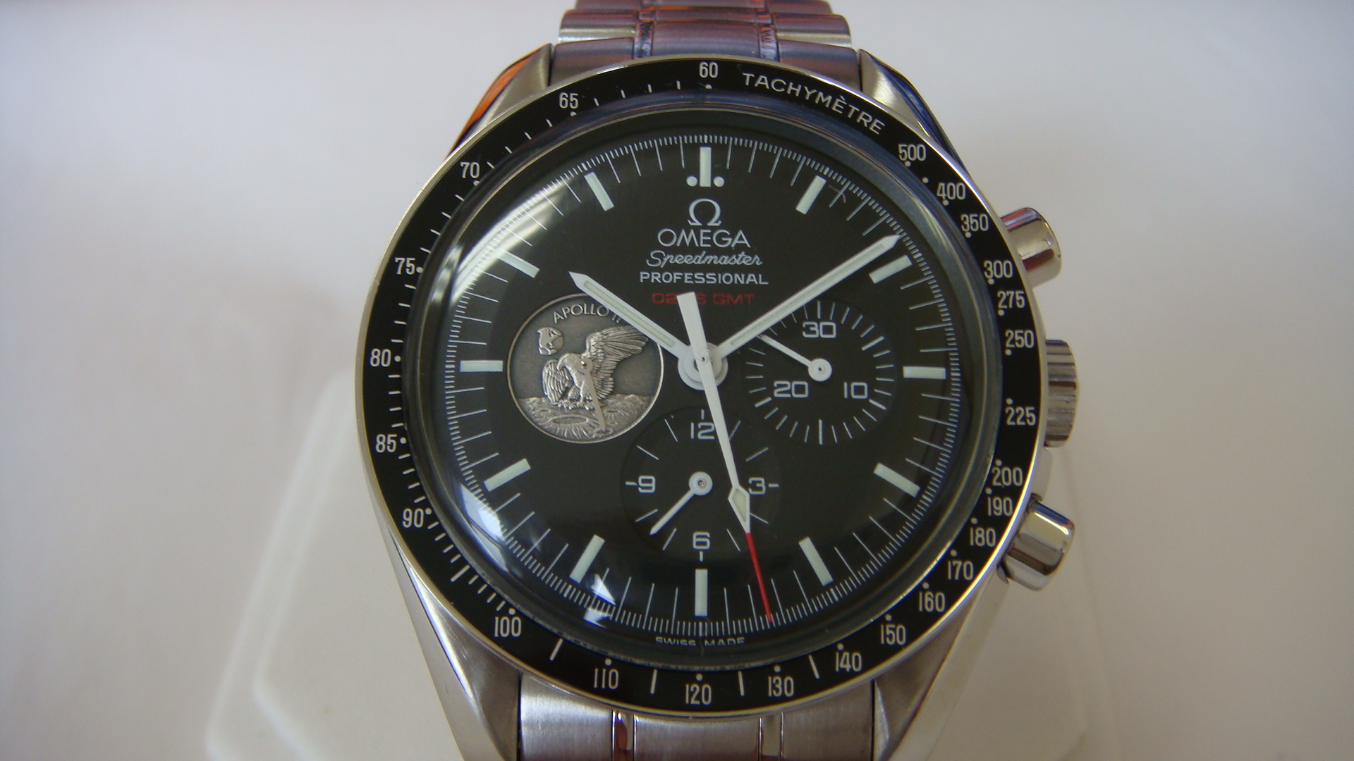 omega apollo